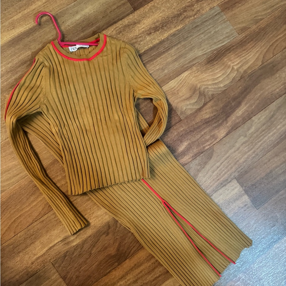 Zara Ribbed Brown skirt set with Red Trim size S